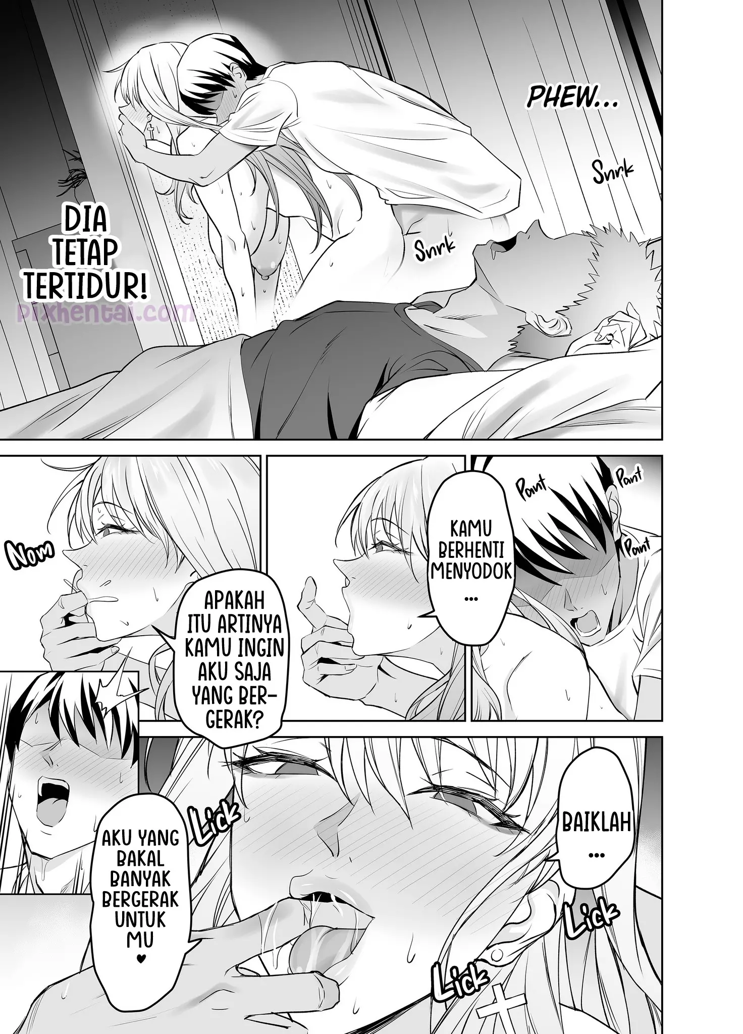 Komik hentai xxx manga sex bokep Tomodachi no Gal Mama Batsu Ichi Bakunyuu wa Musuko ni Kakurete Ore no Dekachin wo Kuimakuru 42
